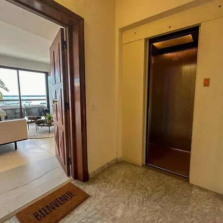Adr2 - De 4 Pieces Avec Vue Cannes